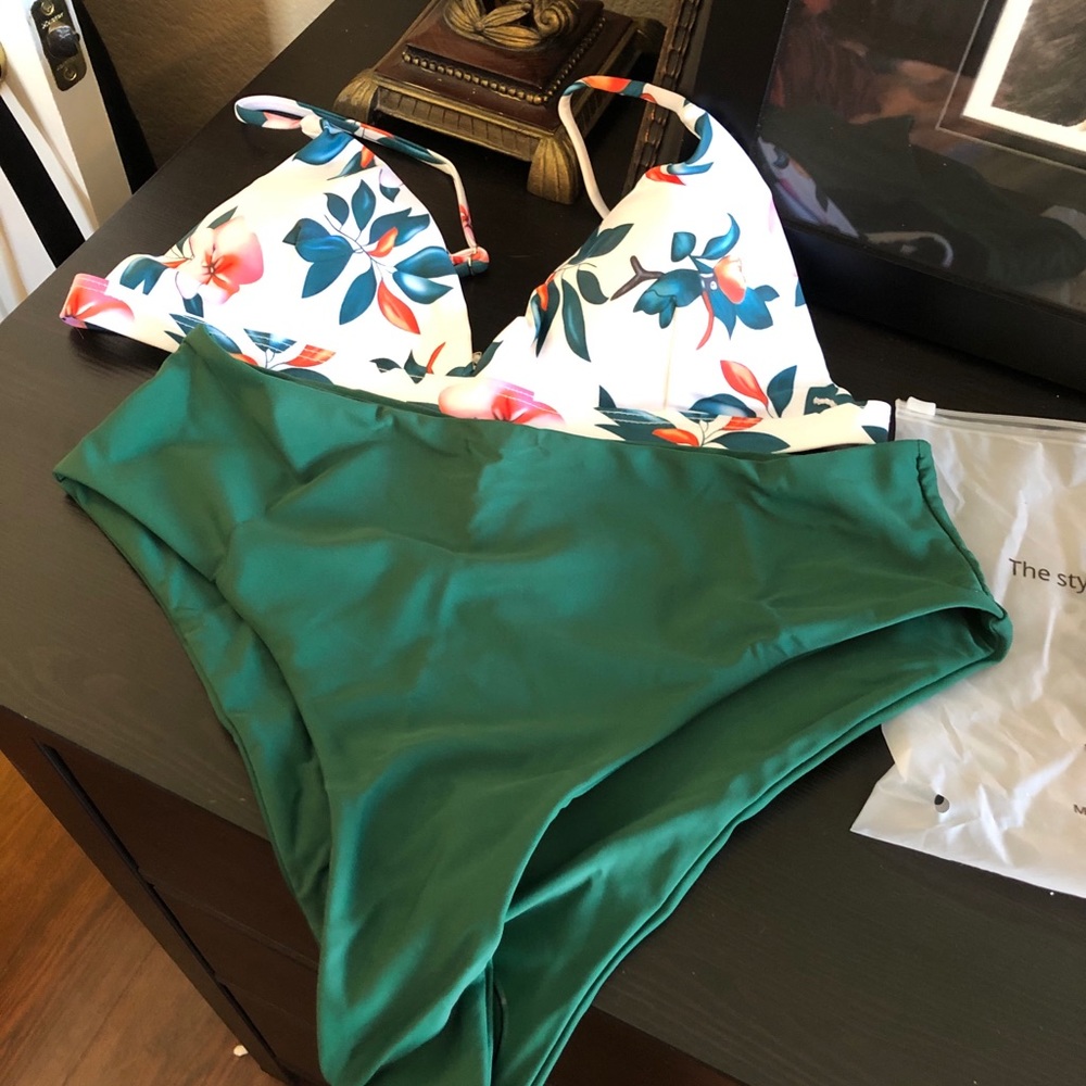 Women’s swim suit never worn clean